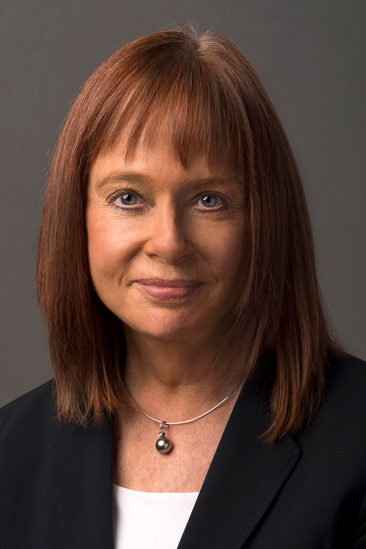 Corning Incorporated - Governance - Board of Directors - Person Details